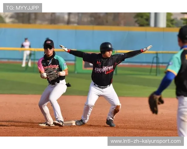 垒球青训项目扩张，校园体育体系完善