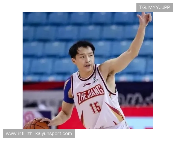 球迷质疑浙江小气，约翰逊青岛经历未被提及，王奕博离队成焦点