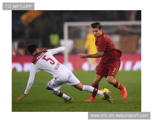 迪巴拉定位球直接助攻曼奇尼,罗马1比0险胜乌迪内斯保住悬念 迪巴拉定位球直接助攻曼奇尼,罗马1比0险胜乌迪内斯保住悬念